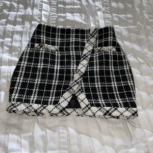 Lulus black and white skirt